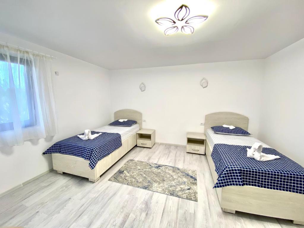 Casa Munteanu Hotel Mila Douazeci si Trei Bagian luar foto